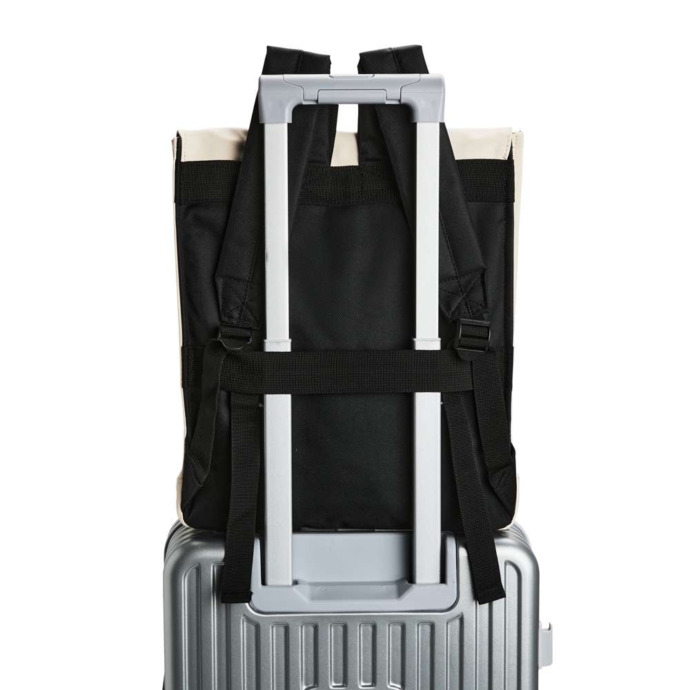 Mochila de Couro Sintético 13L