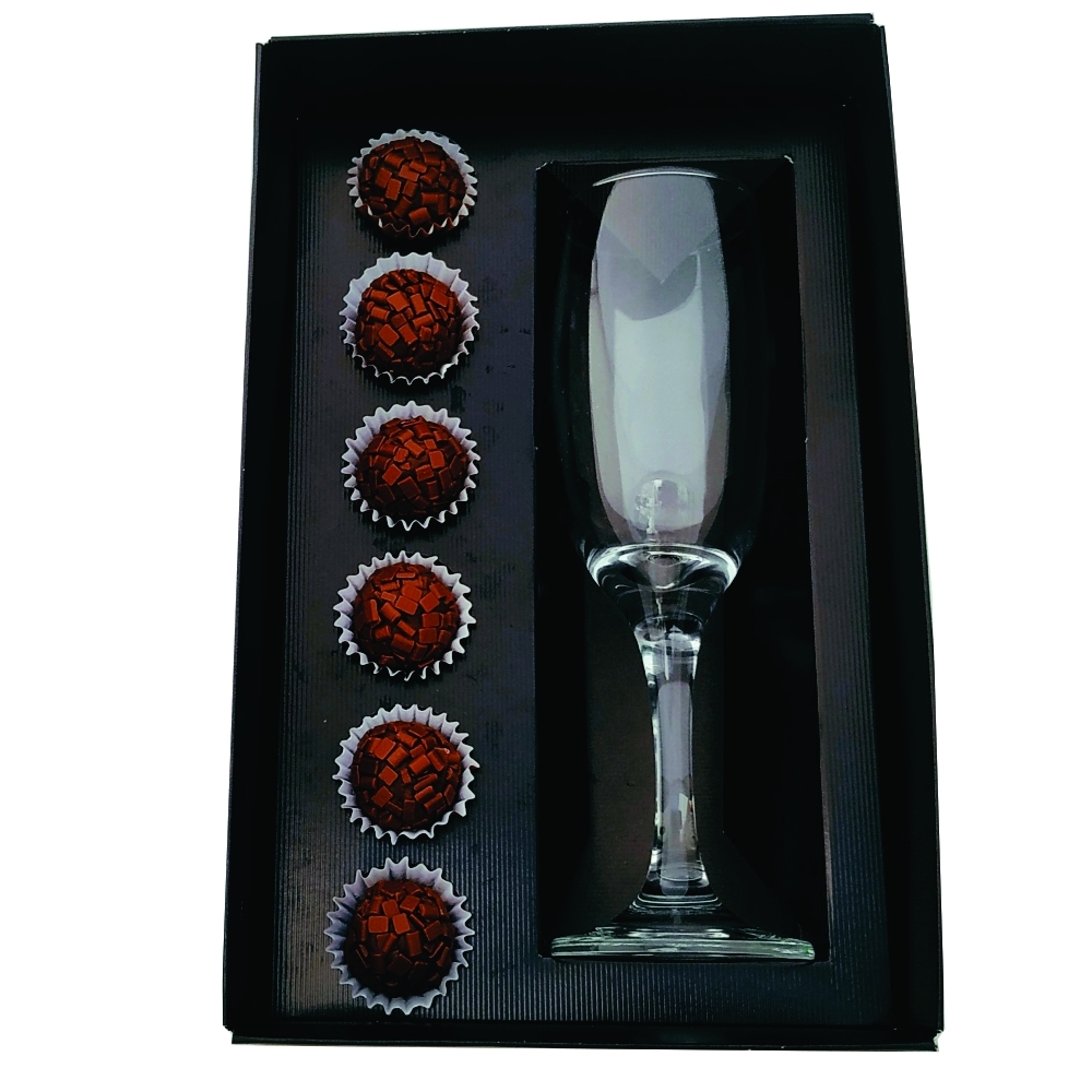 kit taça e Espumante e Brigadeiros gourmet TRANSPARENTE